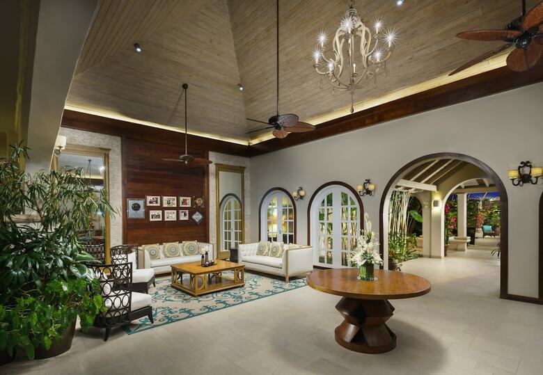 Hotel Spice Island Beach Resort