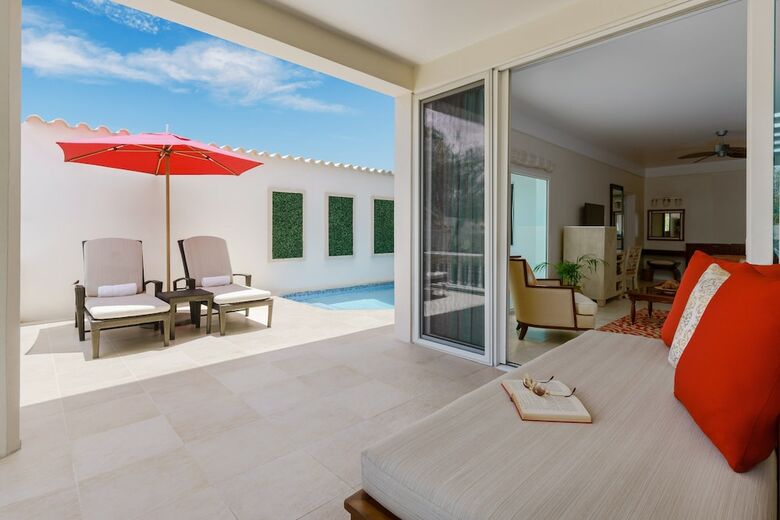 Hotel Spice Island Beach Resort