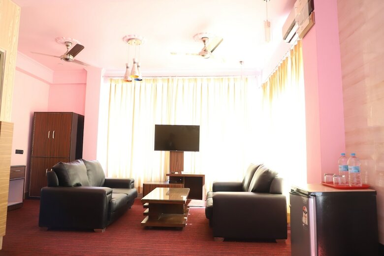 Hotel Chanakya Resort By Alr