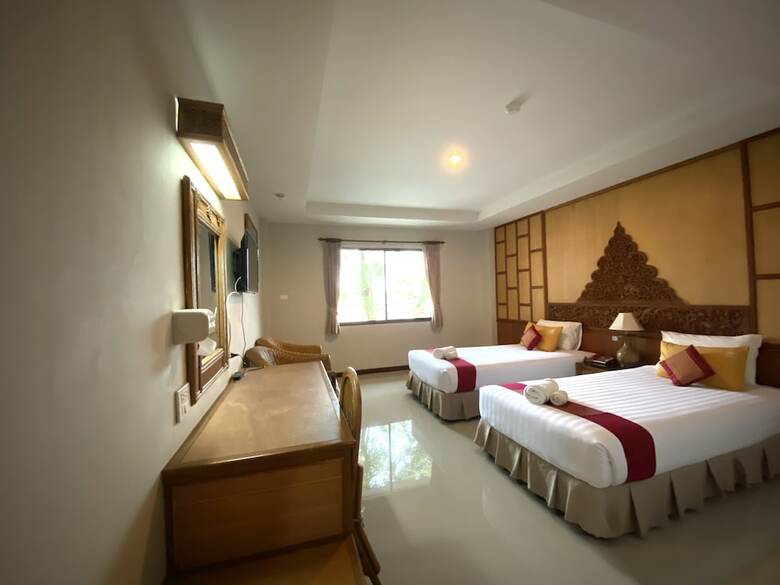 Hotel 100 Islands Resort & Spa