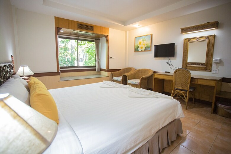 Hotel 100 Islands Resort & Spa