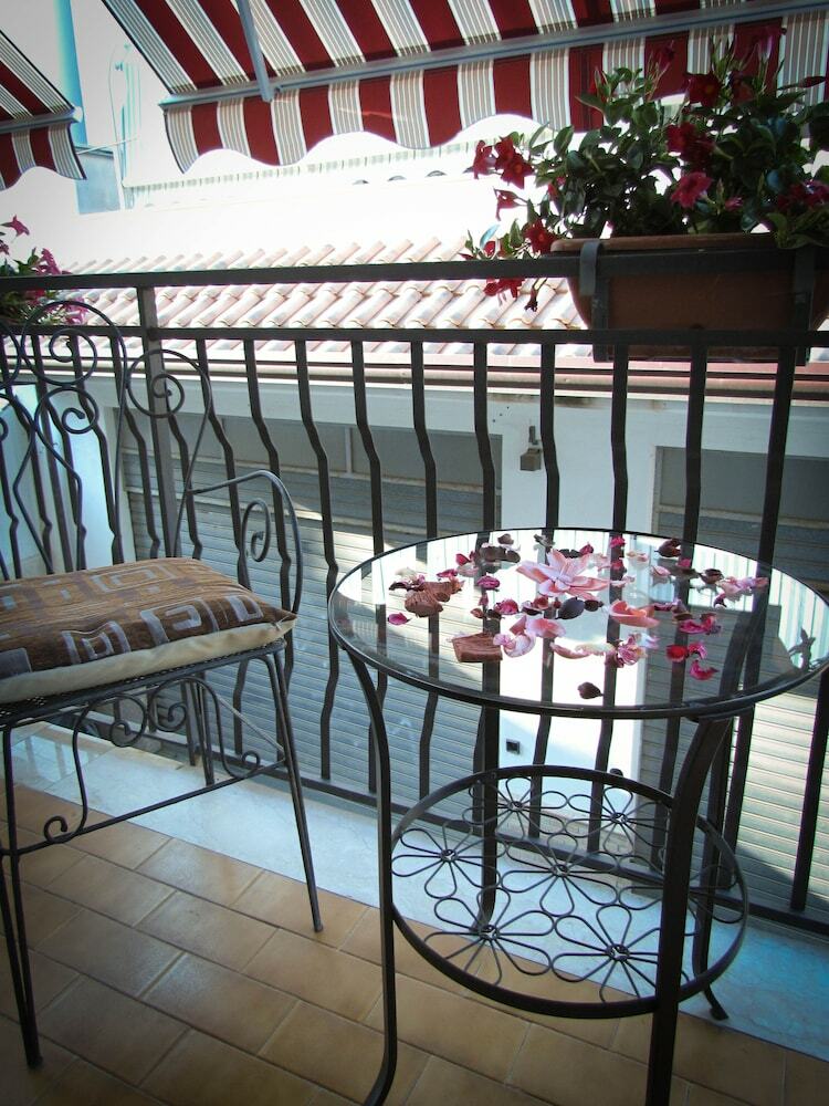 Bed & Breakfast Tano's
