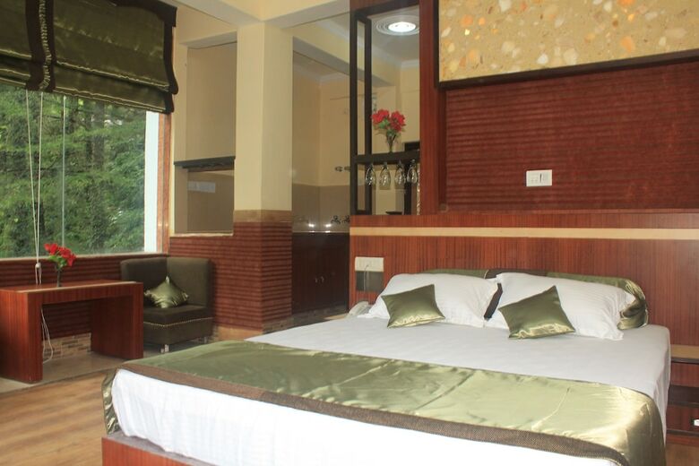 Hotel Gandhi's Paradise