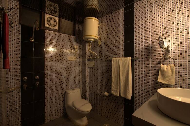 Hotel Gandhi's Paradise