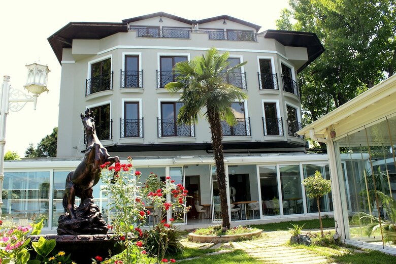 Lale Boutique Hotel