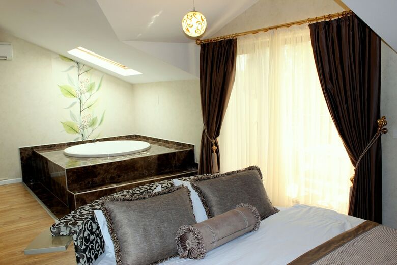 Lale Boutique Hotel