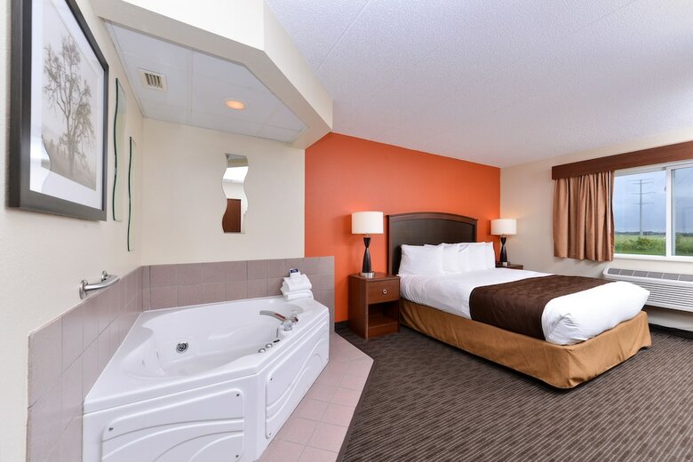 Hotel Americinn By Wyndham St. Cloud