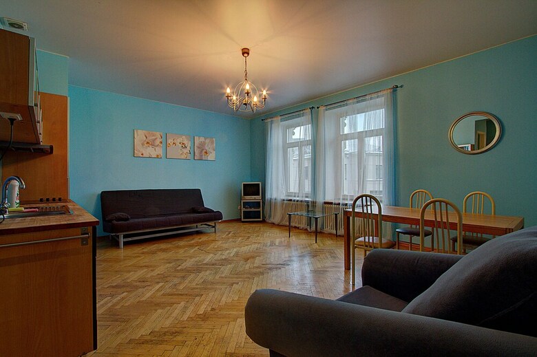 Stn Apartments Near Moscow Railway Station