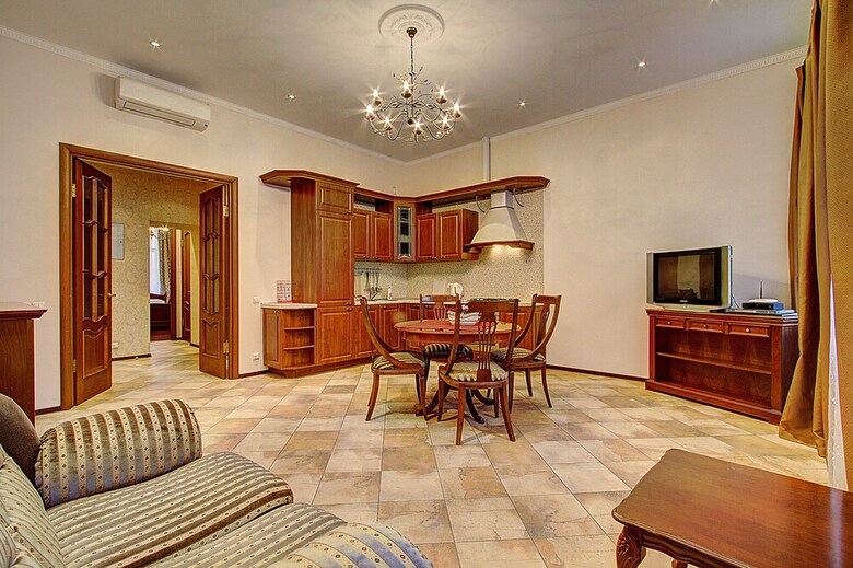 Stn Apartments Near Moscow Railway Station