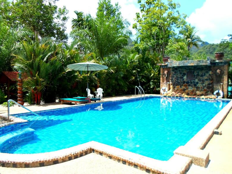 Apartamento Hotel Khao Sok & Spa