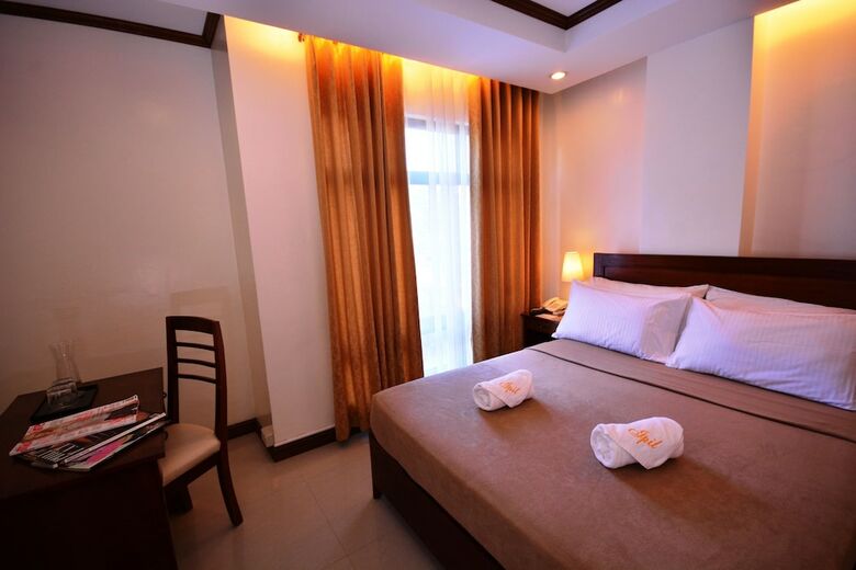 Hotel Ipil Suites Puerto Princesa