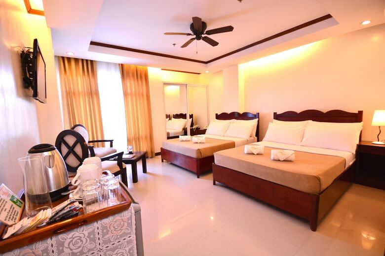 Hotel Ipil Suites Puerto Princesa