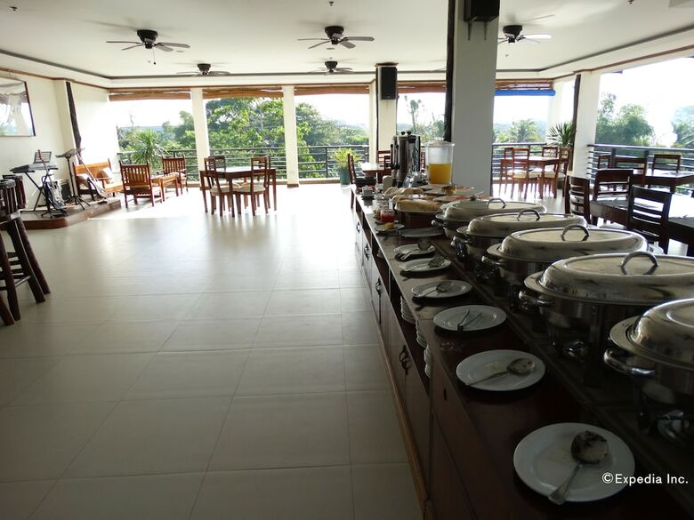 Hotel Ipil Suites Puerto Princesa