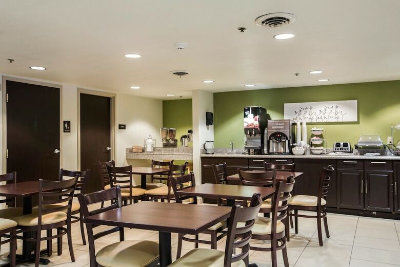 Hotel Sleep Inn Airport