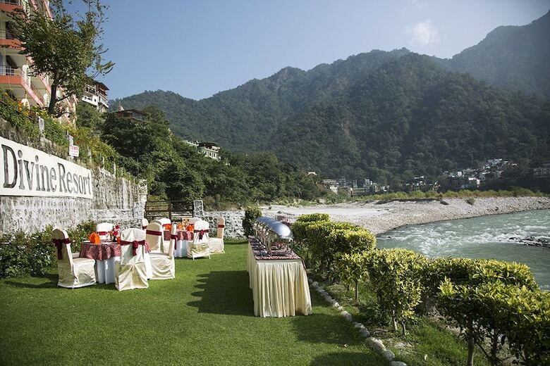 Hotel Divine Resort Laxman Jhula