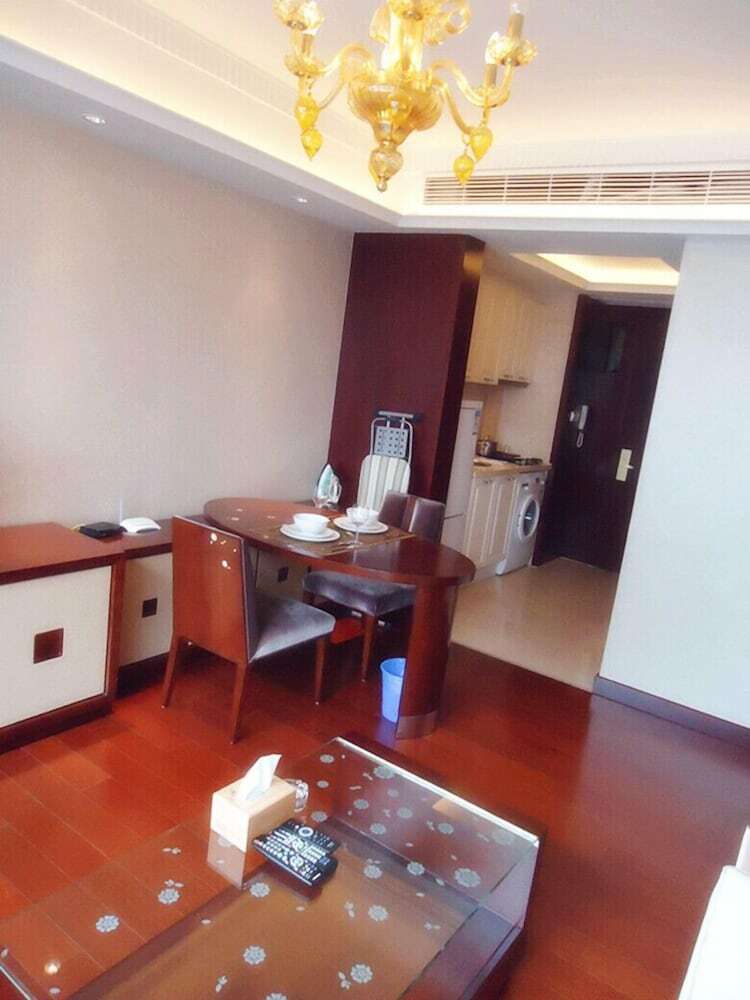 Jing'an Ziyuan Apartment