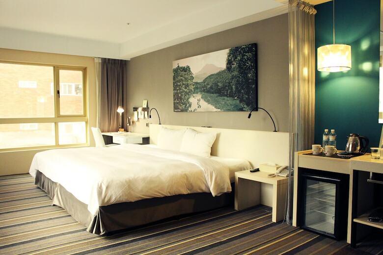 Hotel Day Plus Tamsui