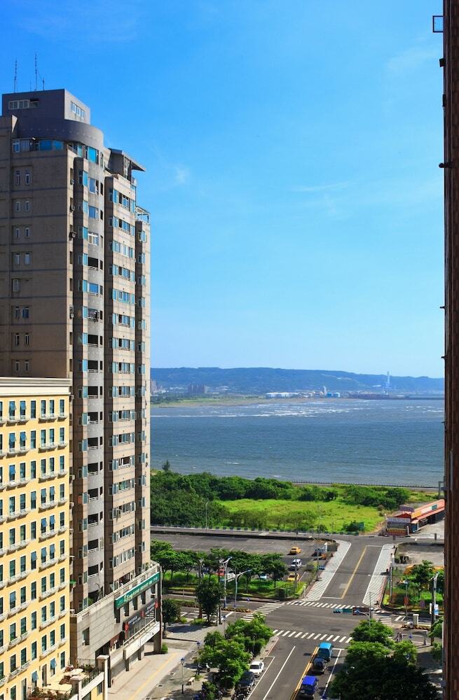 Hotel Day Plus Tamsui