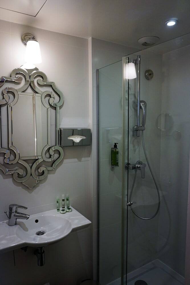 Hotel H�tel Elys�e Gare de Lyon