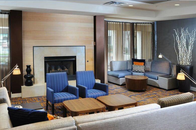 Hotel Courtyard By Marriott Plano In Legacy Park