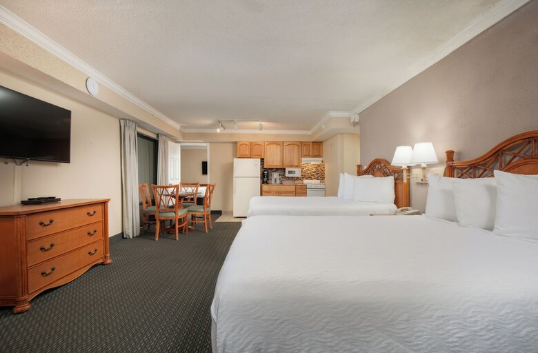 Hotel Grande Shores Ocean Resort