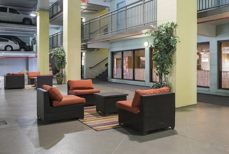 Hotel Grande Shores Ocean Resort