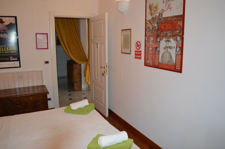 Domitilla Luxury Apartment