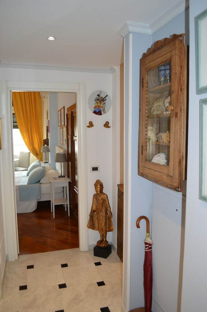 Domitilla Luxury Apartment