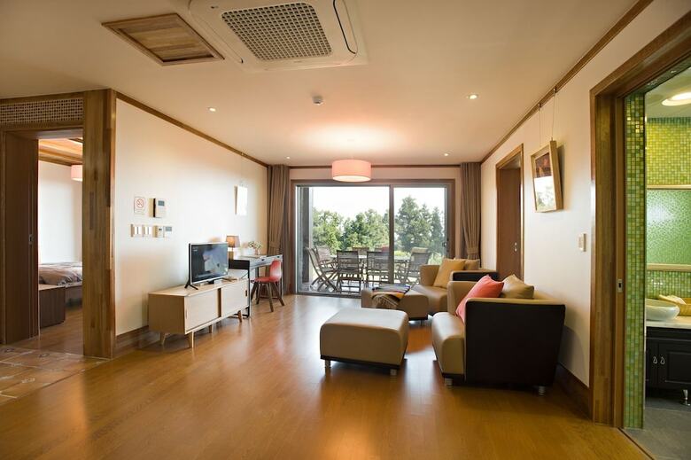 Apartamentos Jejueco Suites