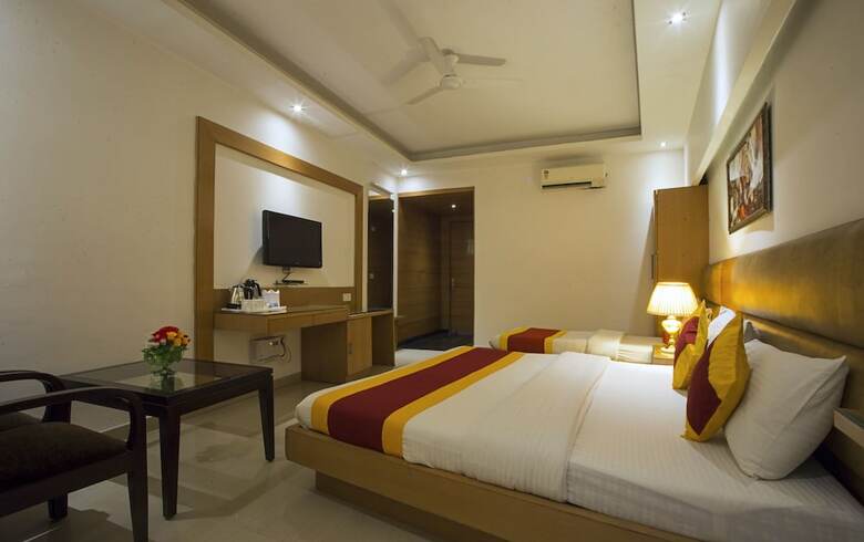 Hotel Krishna Deluxe
