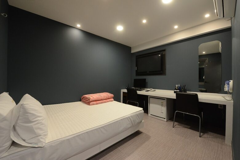 Top Motel