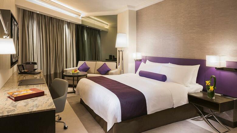 Gateway, Marco Polo Hotel
