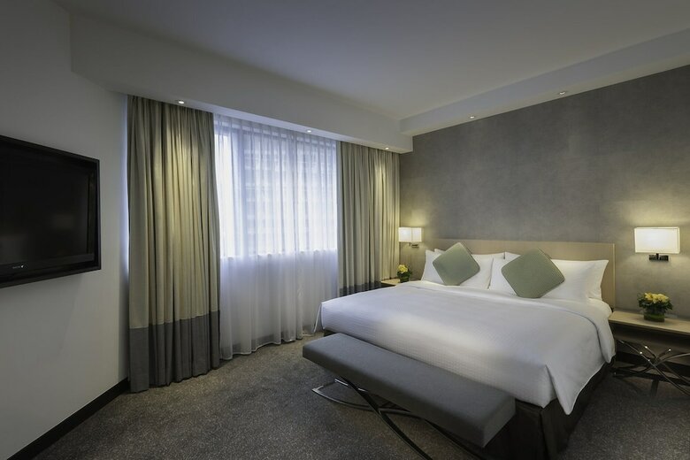 Gateway, Marco Polo Hotel