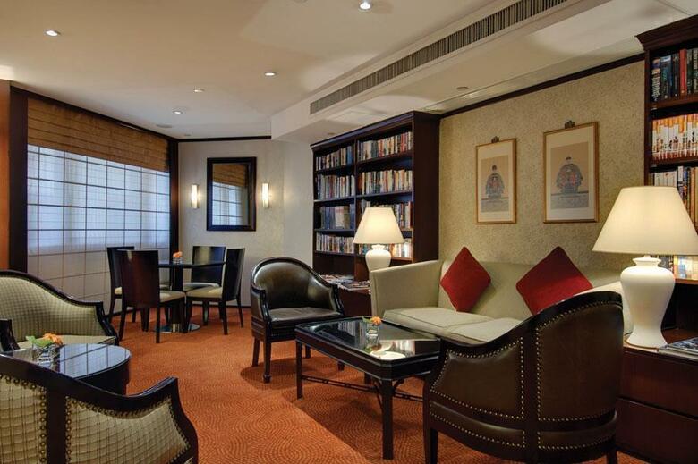 Gateway, Marco Polo Hotel