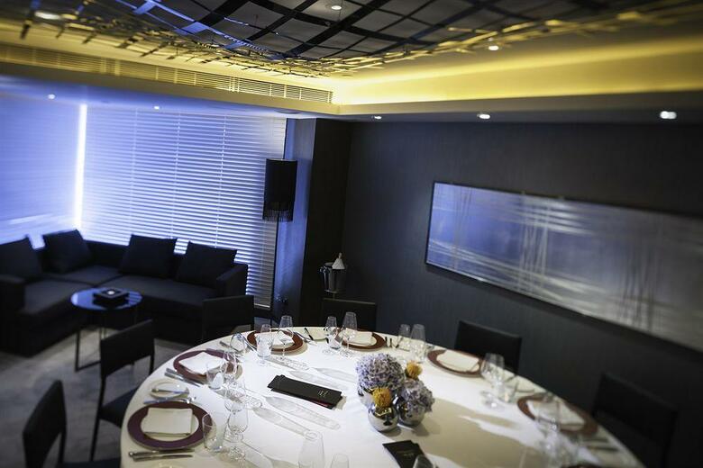 Gateway, Marco Polo Hotel
