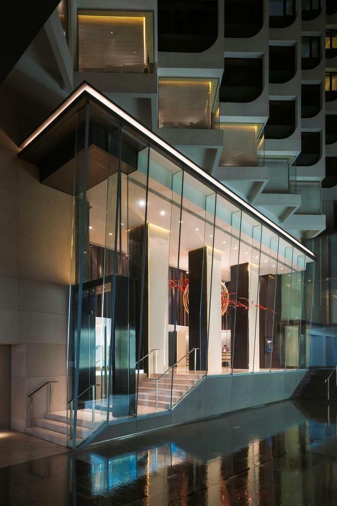 Gateway, Marco Polo Hotel