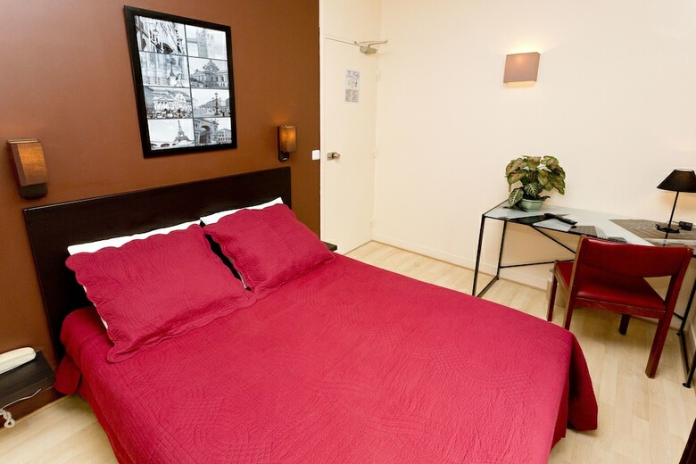 Hotel Hipotel Paris Belgrand