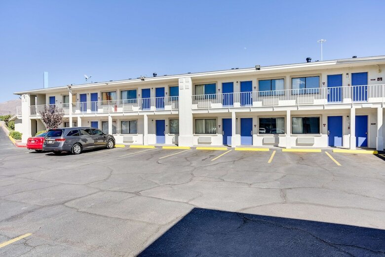 Motel 6 El Paso, Tx - West