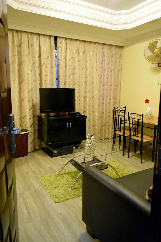 Aparthotel New Avon Apartments