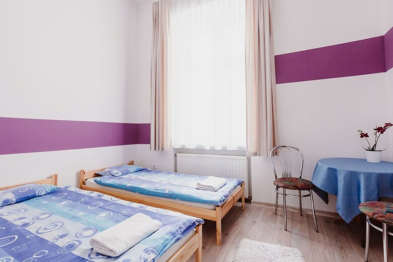 Hostal Tara Hostel