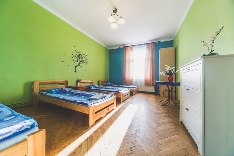 Hostal Tara Hostel