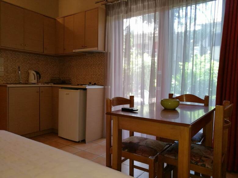 Aparthotel Rouda Bay Hotel