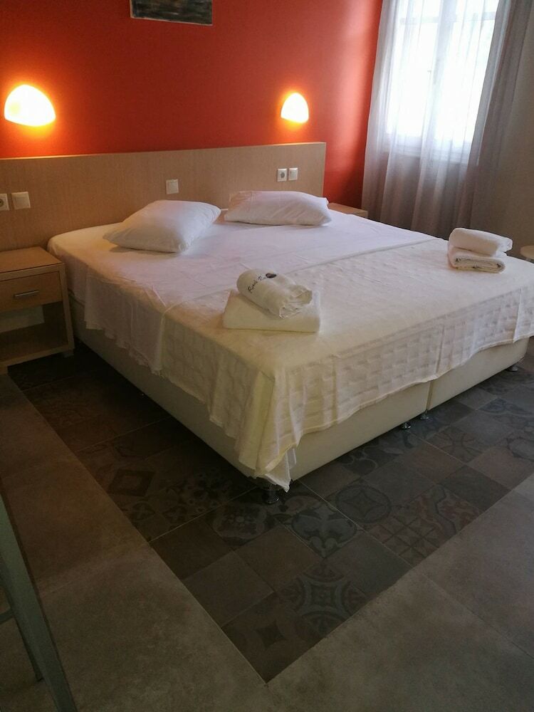 Aparthotel Rouda Bay Hotel