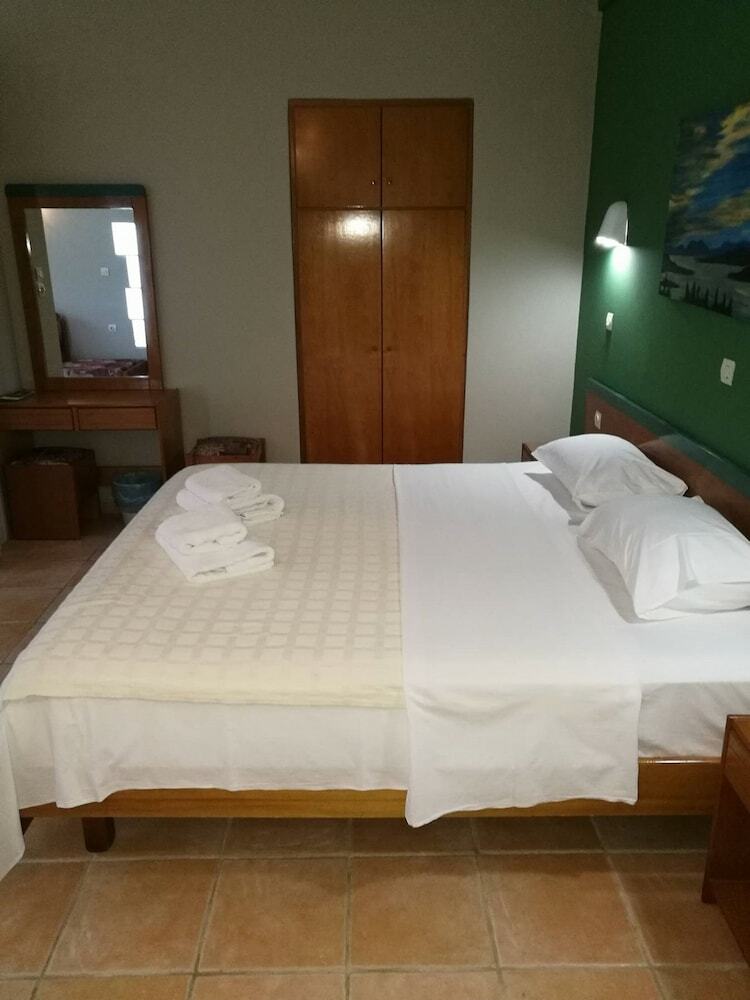 Aparthotel Rouda Bay Hotel