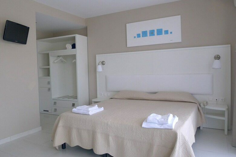 Sidari Beach Hotel