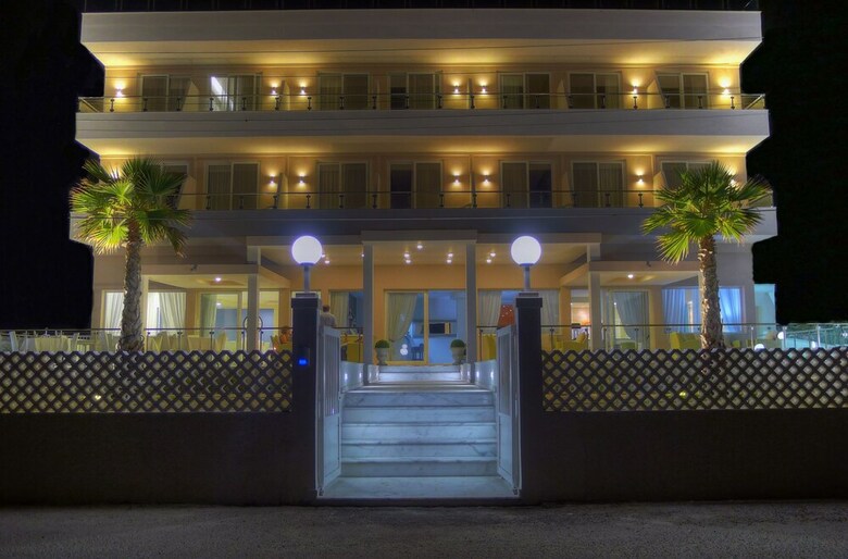 Sidari Beach Hotel