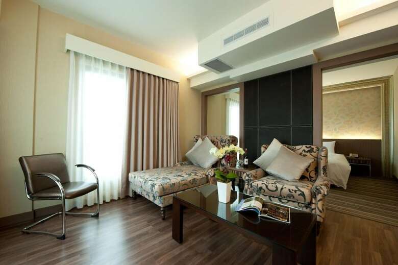 Lishiuan International Hotel