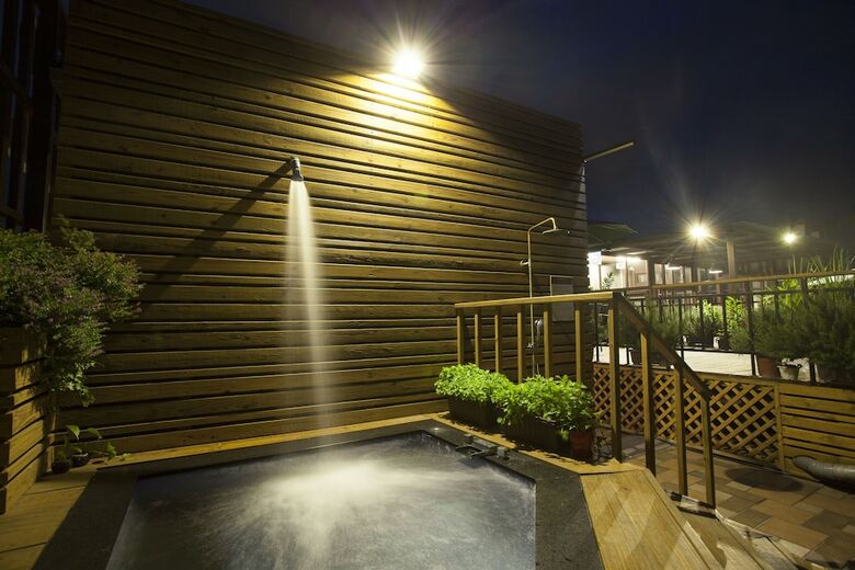 Lishiuan International Hotel