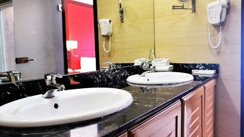 Best Western Plus Atlantic Hotel