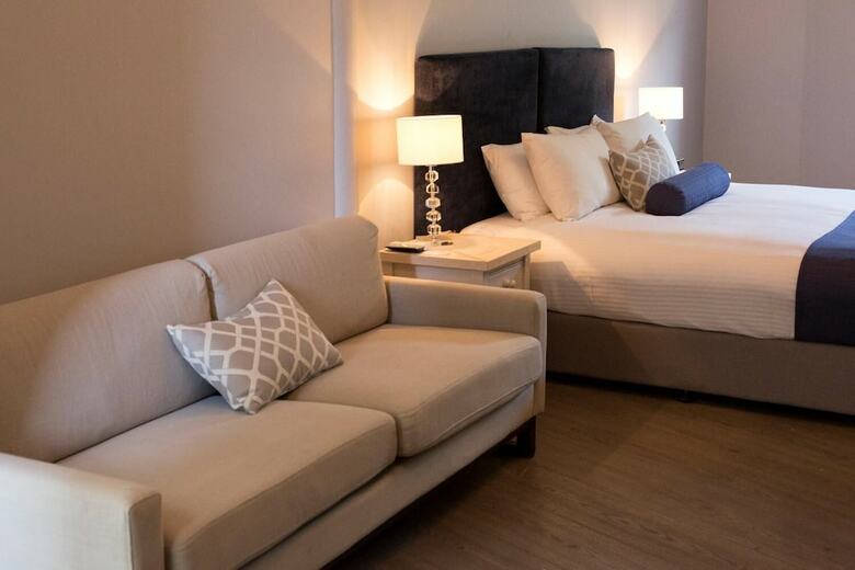 Seabreeze Hotel